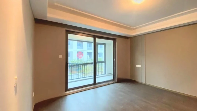 Dajia Yunshan Mei Lu - View 3