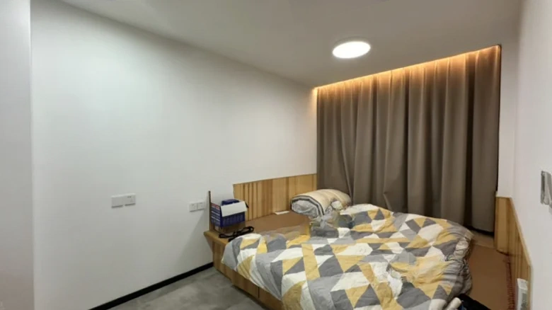 Eastern Supreme Emperor - View 2