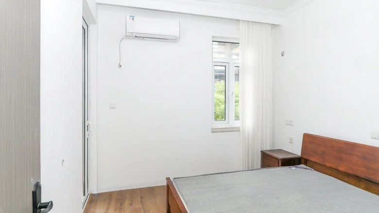 Poly Real Lilies Residence - View 3