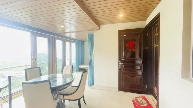 Half Mountain Peninsula - View 8