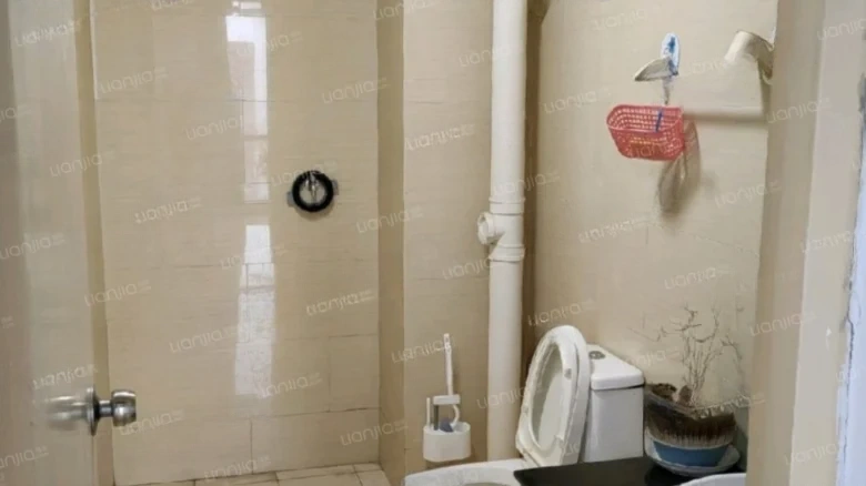 Golden Age Plaza - View 4