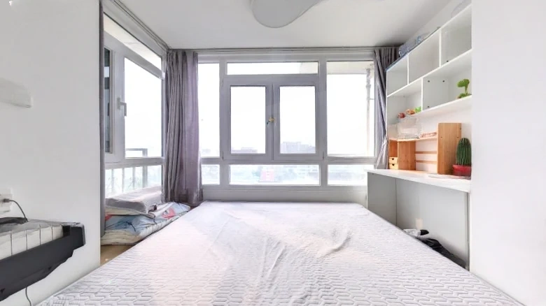 Cherry Second Lane 8号 Yard - View 1