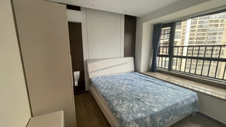 Sanya Yishan Lake - View 2