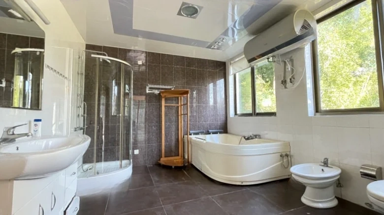 Tai Lake Star - View 10