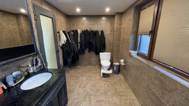 Far Ocean Great River Estate Chapter - View 13