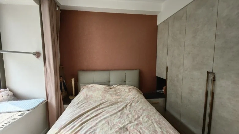 Xi Mountain Brocade Mansion - View 1