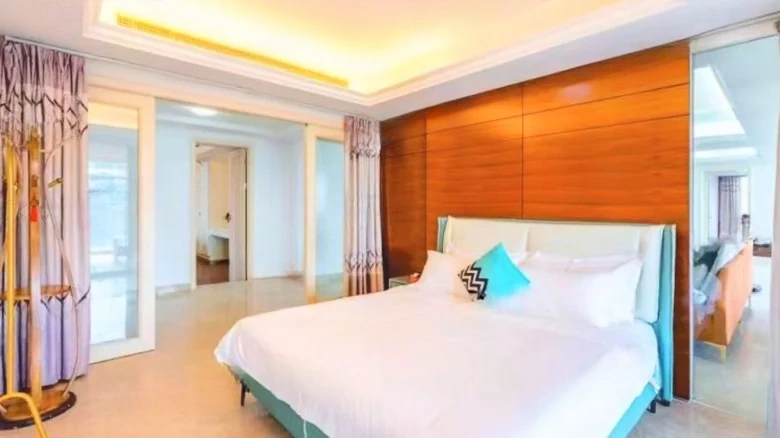 Half Mountain Peninsula Central Sea View Boulevard - View 2