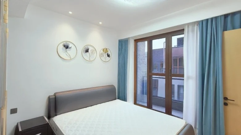 Vanke Lakeview Resort Park Phase II - View 2