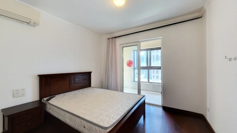 Vanke Jinchen Light - View 3