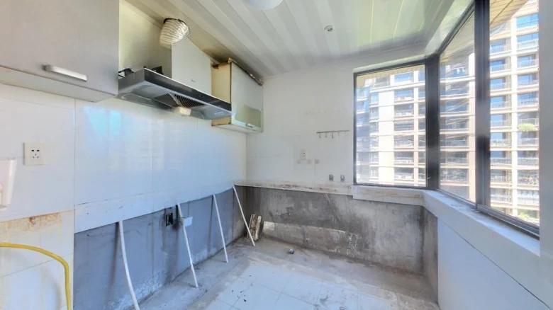 Spring River Flower Moon - View 8