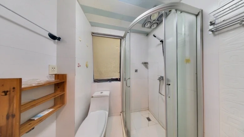 Riverfront Golden Home Garden - View 11