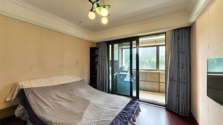 Oceanic Mansion - View 2