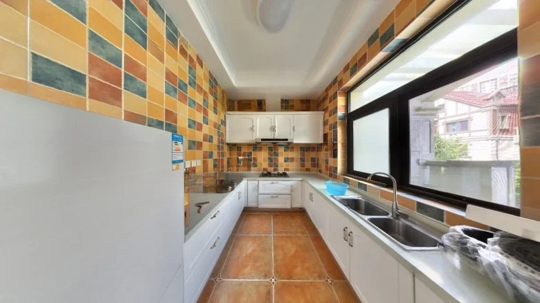 Bao Li Hai Shang Luo Lan - View 10