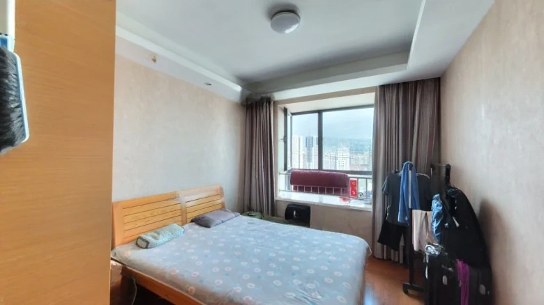 Lushang Shoufu - View 3