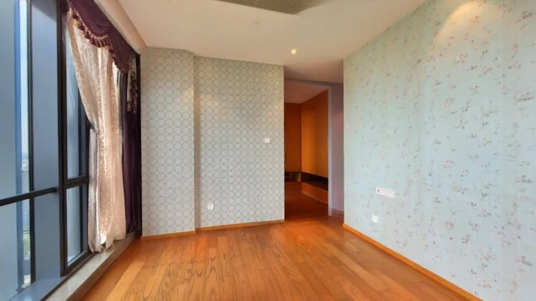 ZhaoRun Cloud Top Convergence - View 3