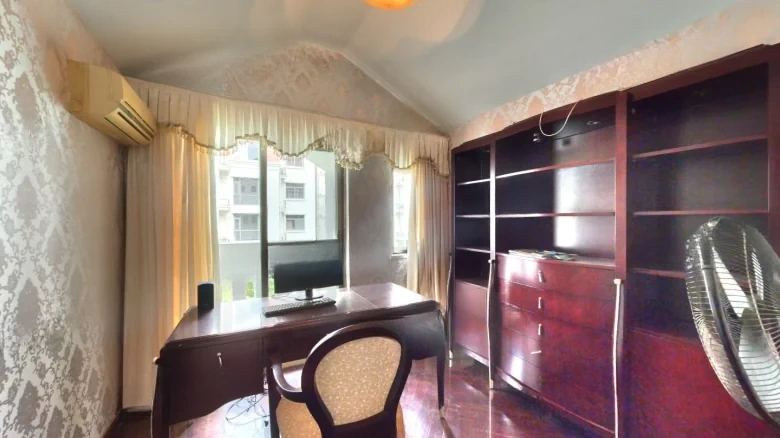 South China Vanke Green Mountain Blue Sky Garden - View 3