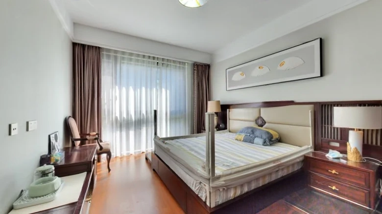 Zhengrong Riverside Purple Mansion - View 2