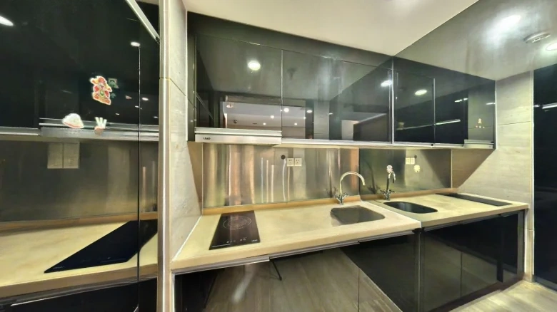 Godean Mansion - View 6