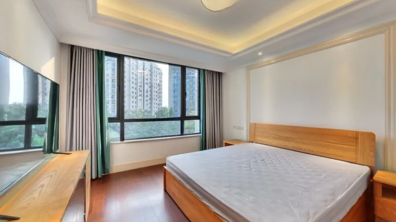 Sky City Mansion - View 5