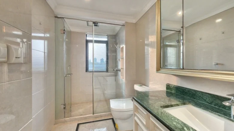 Sky City Mansion - View 12