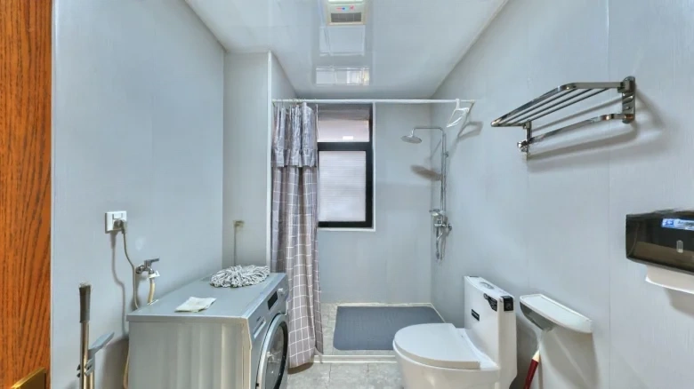 Bao Li Hai Shang Luo Lan - View 11