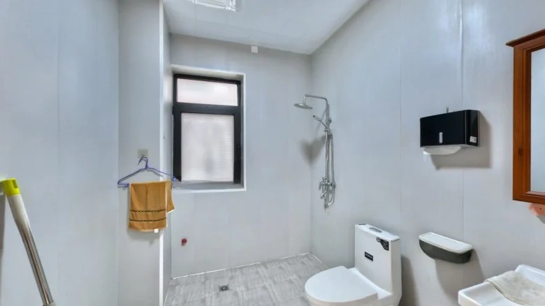 Bao Li Hai Shang Luo Lan - View 13