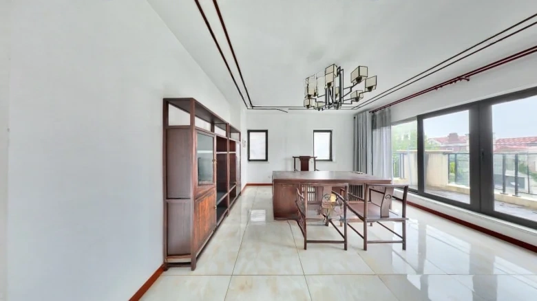 Bao Li Hai Shang Luo Lan - View 6