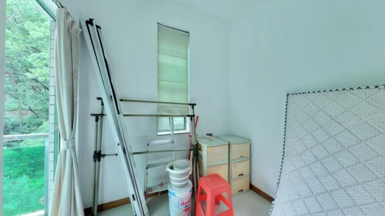 White Cloud Castle Luxury Garden - View 3