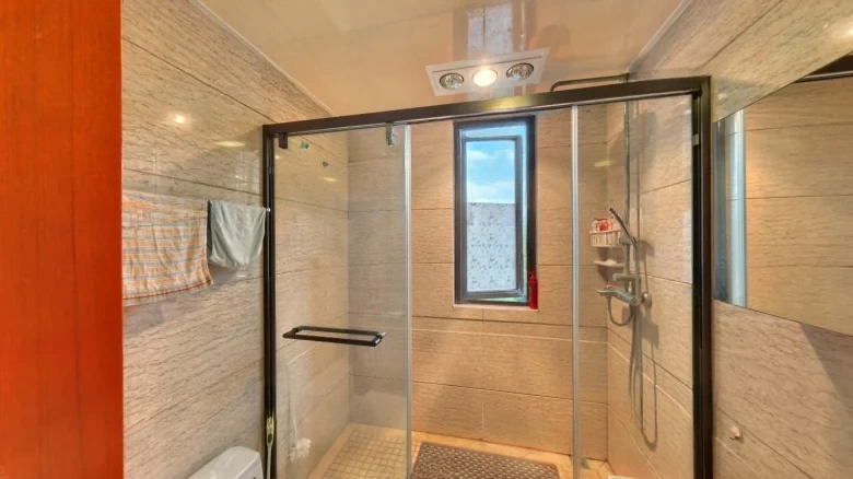 Golden Foundation Moon Bay - View 7