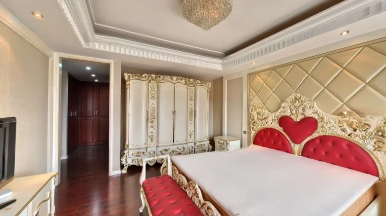 Golden Land Sky Palace - View 2