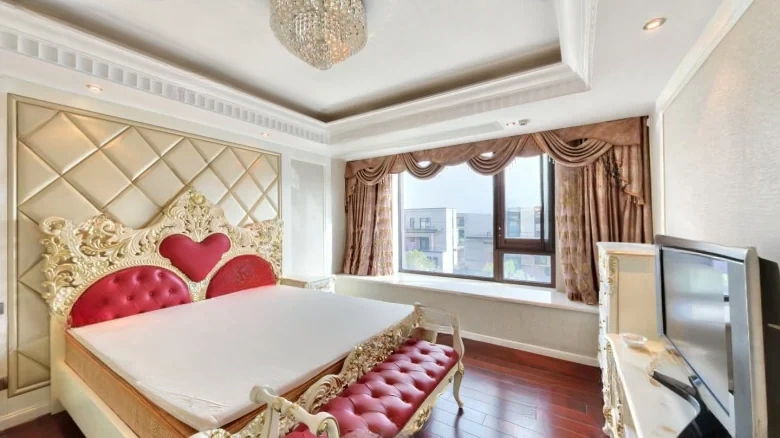 Golden Land Sky Palace - View 5