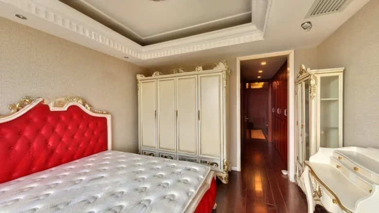 Golden Land Sky Palace - View 6