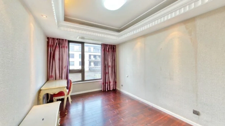 Golden Land Sky Palace - View 4