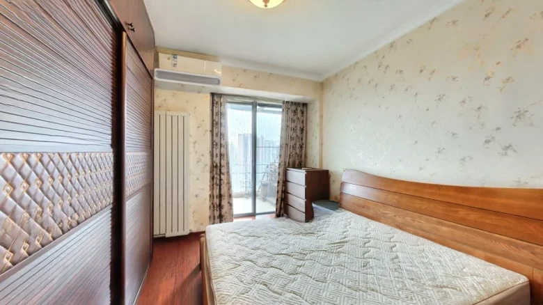 Riverside New World - View 4