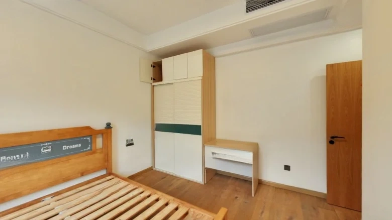 Zidi Longxita - View 5