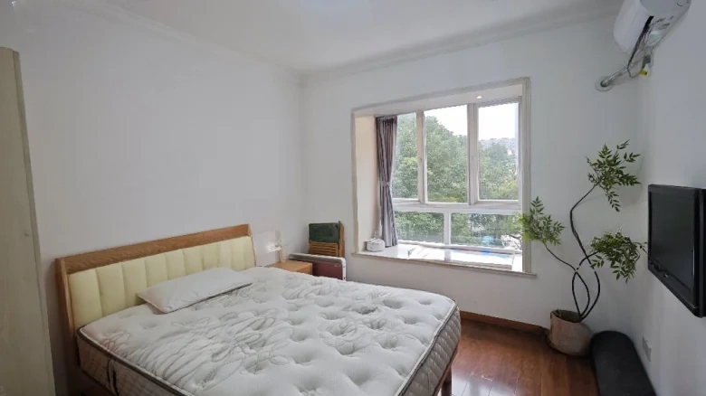 Zhongshan Apartment - View 2