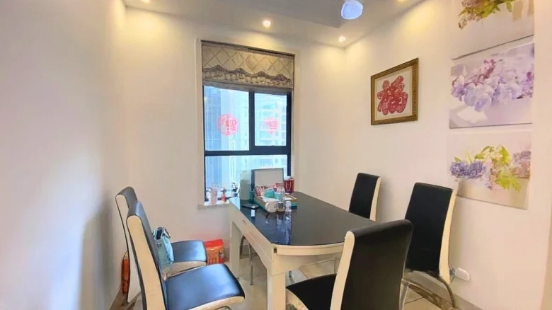 Century City Guanjiang Garden - View 4