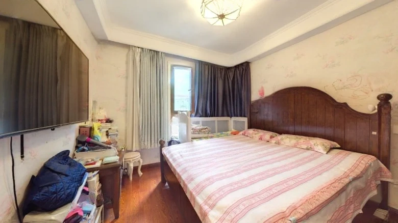 Lakeside Radiant Bay New Manor West District - View 3