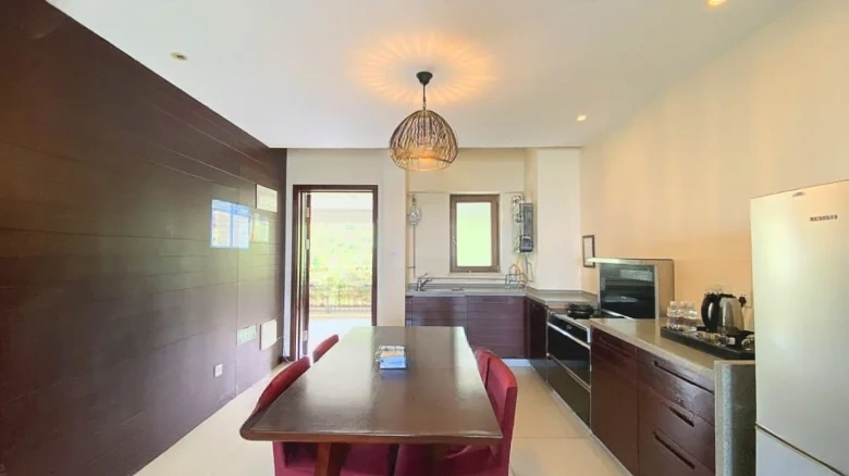 Half Mountain Peninsula Donghai Bay Phase III - View 5