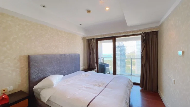 Banshan Bandao · Central Seaview Avenue - View 2