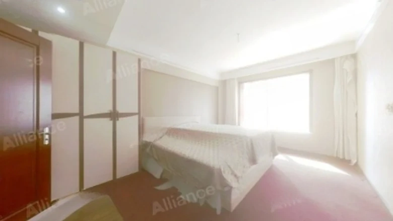 Lakeside Gem Garden - View 2