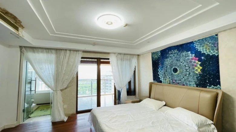 Half Mountain Peninsula Central Sea View Boulevard - View 2