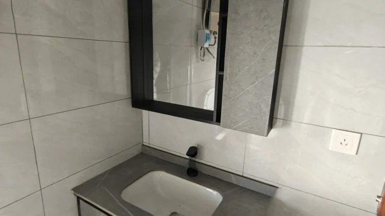 Longshan New Village - View 5