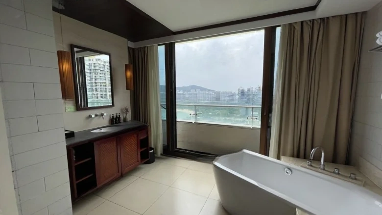 Half Mountain Peninsula Donghai Bay Phase III - View 5