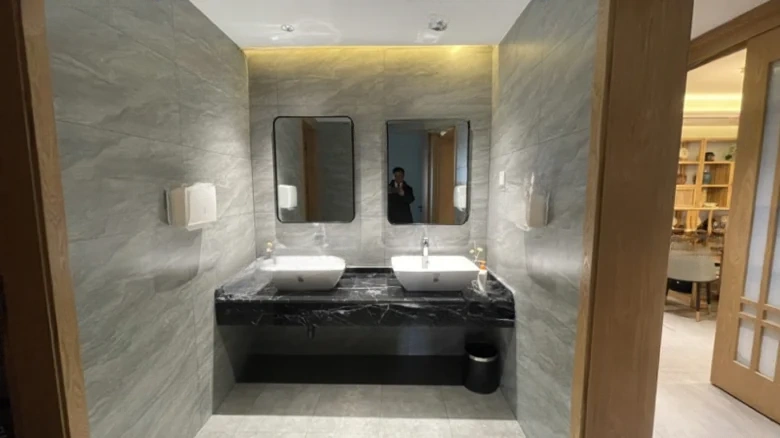 Kunming Plaza - View 12