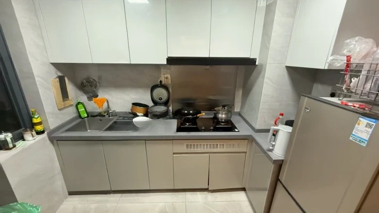 Lord of the Century - View 7