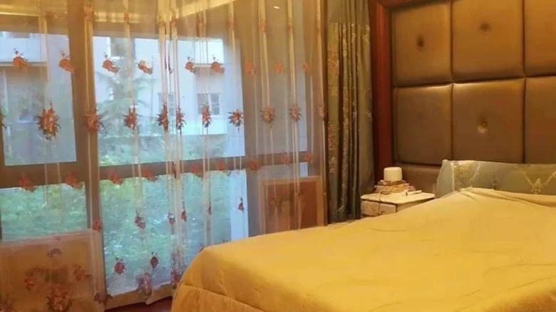 Red Fortune Garden - View 4