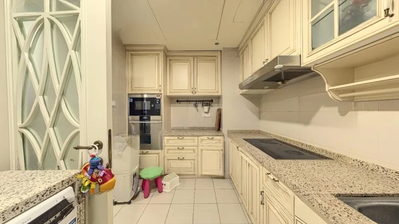 Oriental Gate - View 5