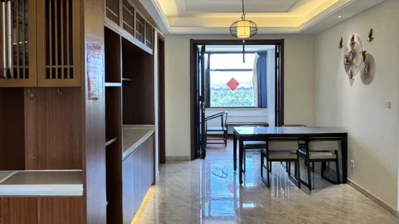 Huayue Haitang (Happy Sea Hibiscus) - View 7