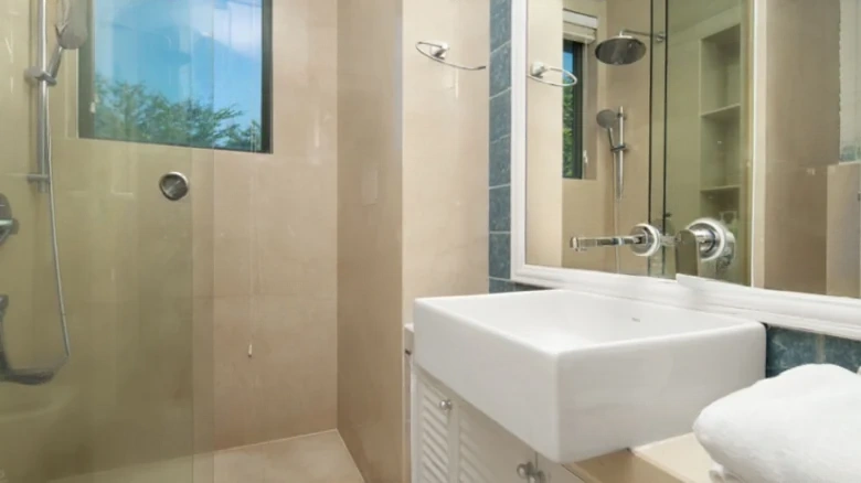 Runda Sanya Bay Gao Er Grade Villa - View 9